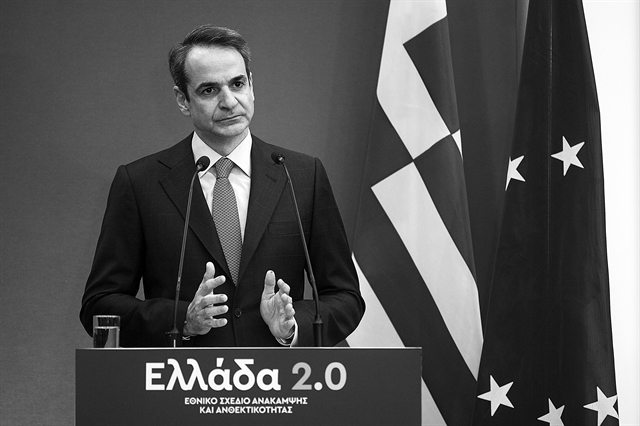 Ανοιγμα-ζαριά υπό τον φόβο της πολιτικής φθοράς | tovima.gr