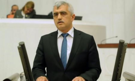 Συνελήφθη φιλοκούρδος βουλευτής μέσα στο τουρκικό κοινοβούλιο