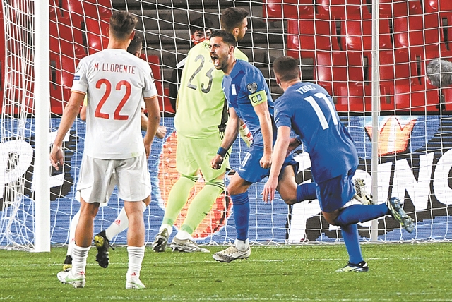 Το χαμόγελο της τύχης και η ώρα για επίθεση