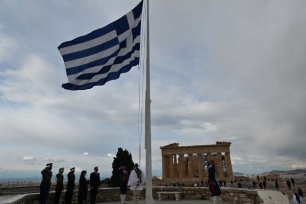 25η Μαρτίου : Η Ελλάδα γιορτάζει – Συγκίνηση και παγκόσμιο δέος [εικόνες]