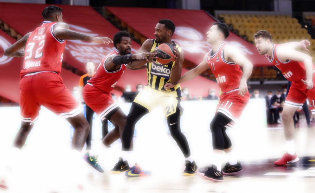 Ολυμπιακός : Να μη μας ξεγελάσει το καλό φινάλε