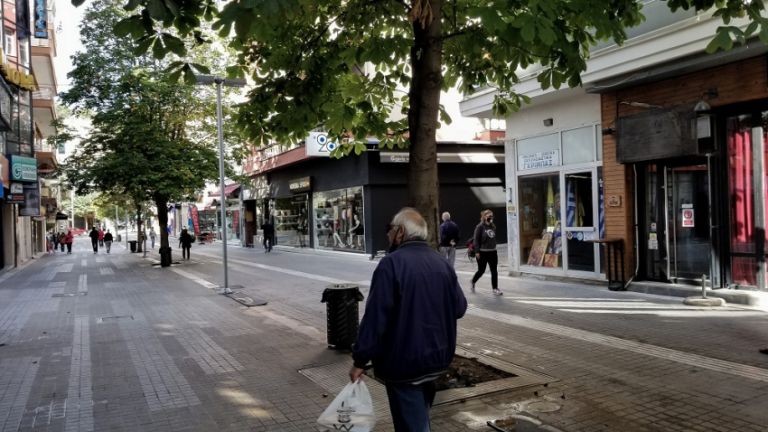 Lockdown : Αυτές οι περιοχές μπαίνουν από σήμερα «σε βαθύ κόκκινο»