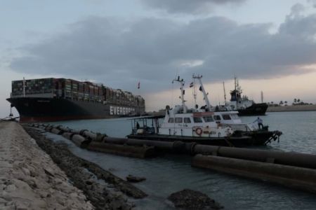 Έλληνας πλοίαρχος από το Σουέζ στο MEGA – Τι συνέβη με το Ever Given