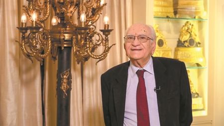 Το συλλέγειν και το χρέος προς την πατρίδα