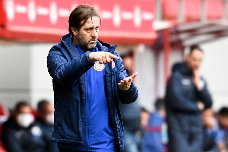 Ολυμπιακός: Ετοιμάζει εκπλήξεις στην ΑΕΚ ο Μαρτίνς