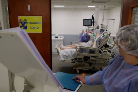 Κορωνοϊός-Γαλλία : Πάνω από 50.000 νέα κρούσματα και 308 θανάτους ανακοίνωσαν οι αρχές