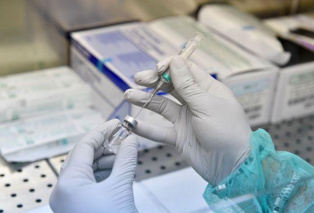 Ιταλία : Μείωση κρουσμάτων σε περιοχές που ο κόσμος εμβολιάζεται