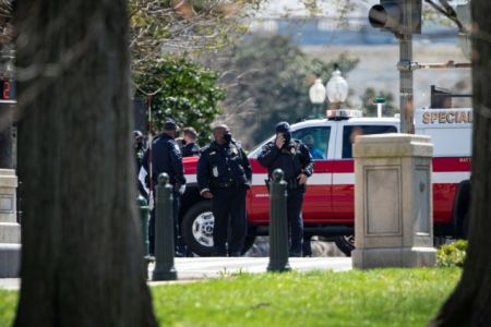 Καπιτώλιο : Νεκροί ένας αστυνομικός και ο δράστης της επίθεσης – Συναγερμός στην Ουάσιγκτον