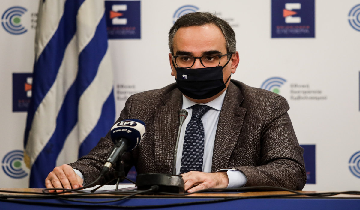 Κορωνοϊός : Από την Τετάρτη στα φαρμακεία τα self test – Προτεραιότητα σε μαθητές Λυκείου και εκπαιδευτικούς