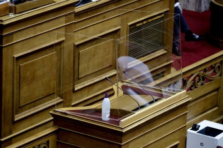 Βουλή : Μετωπική των πολιτικών αρχηγών για πανδημία και επιπτώσεις στην οικονομία