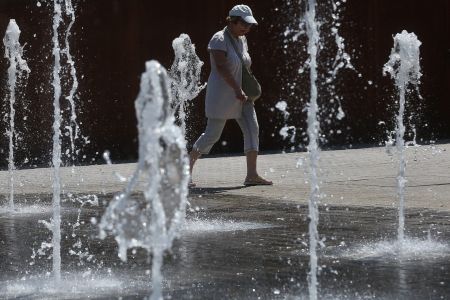 Καιρός : Μίνι… καλοκαίρι το Σαββατοκύριακο