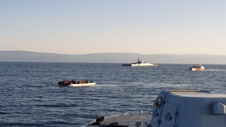 Νέα πρόκληση: Η στιγμή που τουρκική ακταιωρός παρενοχλεί σκάφος του λιμενικού
