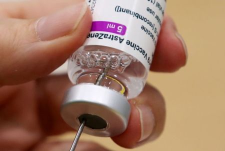 Βρετανία : 7 θάνατοι από θρομβώσεις μετά το εμβόλιο AstraZeneca