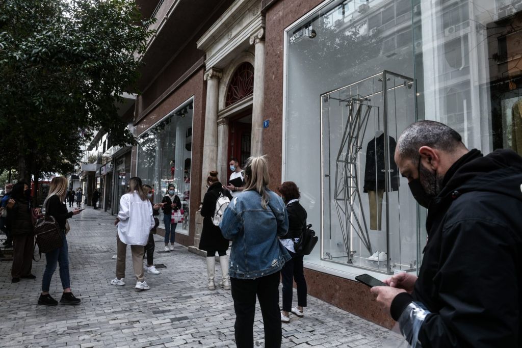 Δερμιτζάκης : «Έχουμε μπερδέψει τον κόσμο» – Τι λέει για λιανεμπόριο και… Πάσχα στο χωριό