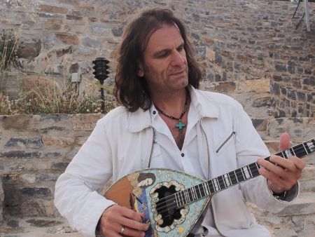 Χρήστος Παπαδόπουλος: Ολοι ψάχνουμε τη σκάλα που θα μας πάει στον Παράδεισο