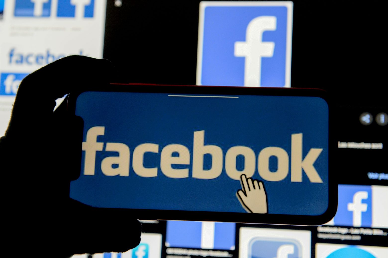 Facebook : Δεν σκοπεύει να ειδοποιήσει τους 500 εκατ. χρήστες που διέρρευσαν τα δεδομένα τους