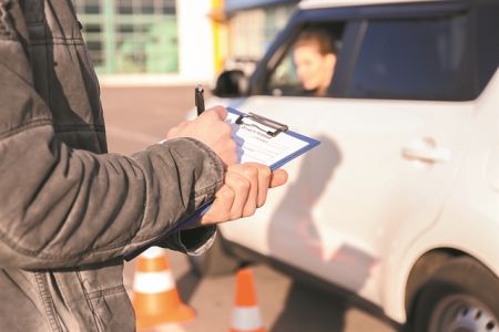 Στην ψηφιακή εποχή περνούν διπλώματα, point system και εξετάσεις οδήγησης