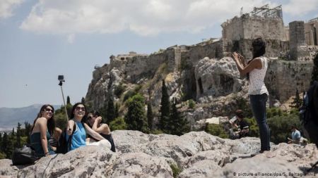 Γερμανικός Τύπος : Η Αθήνα ανοίγει την όρεξη για διακοπές
