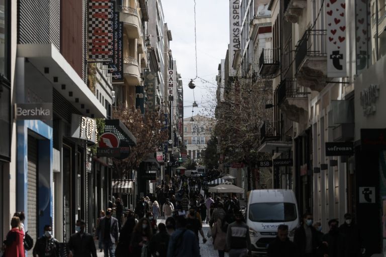 Λιανεμπόριο : Τι αλλάζει στο ανώτατο όριο πελατών στα καταστήματα | tovima.gr