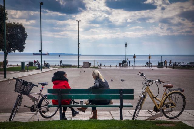 Παπαευαγγέλου : Συναγερμός για τη Βόρεια Ελλάδα – Αύξηση κρουσμάτων σε νέους που βγαίνουν έξω χωρίς μάσκα