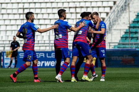 Εύκολη νίκη για τον Βόλο (3-1)