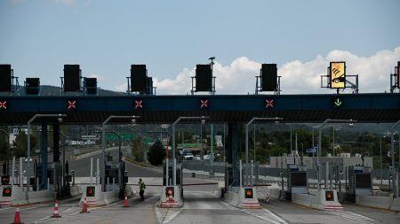 Πότε αποφασίζουν για Πάσχα – Τι είπε ο Πέτσας στο Mega