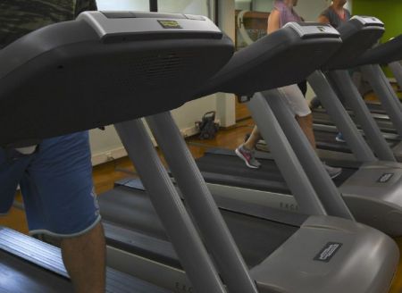 Γεωργιάδης : Πότε ανοίγουν κέντρα αισθητικής, σχολές οδηγών, γυμναστήρια