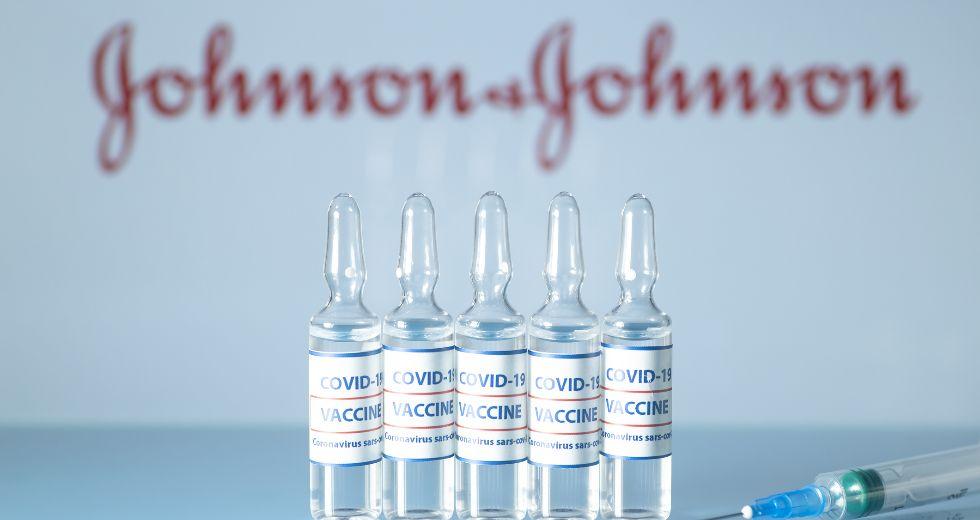 Αμεση διακοπή της χρήσης του εμβολίου Johnson & Johnson ζητούν οι ΗΠΑ
