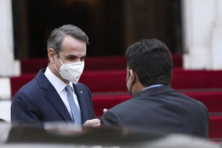 Τετ α τετ Μητσοτάκη – Λίβυου Προέδρου : Τι συμφώνησαν