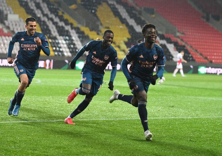 Εμφατικό πέρασμα από την Πράγα για την Άρσεναλ, δύσκολα η Ρόμα, άνετα η Γιουνάιτεντ