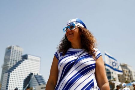 Ισραήλ : Παύει να είναι υποχρεωτική η μάσκα στους εξωτερικούς χώρους