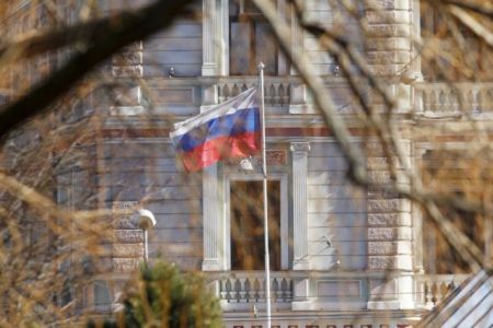 Τσεχία: Απέλαση 18 ρώσων διπλωματών που κατηγορούνται για κατασκοπεία