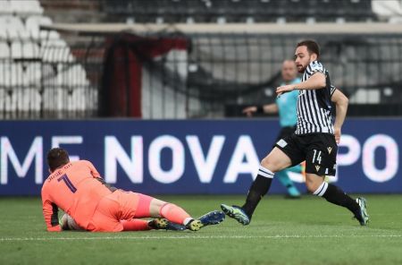 ΠΑΟΚ – Ολυμπιακός 2-0: Ο Ζίβκοβιτς χάρισε τη νίκη στον «δικέφαλο» του Βορρά