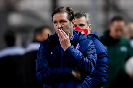 Μαρτίνς : «Το δεύτερο ημίχρονο δεν αντιπροσωπεύει τον Ολυμπιακό»