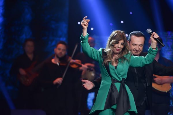 Το ξέφρενο πάρτι του Λευτέρη Πανταζή και της παρέας του στο «Σπίτι με το MEGA»