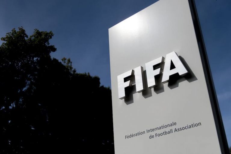 FIFA: «Απορρίπτουμε την κλειστή λίγκα, ενθαρρύνουμε τις ψύχραιμες συζητήσεις»