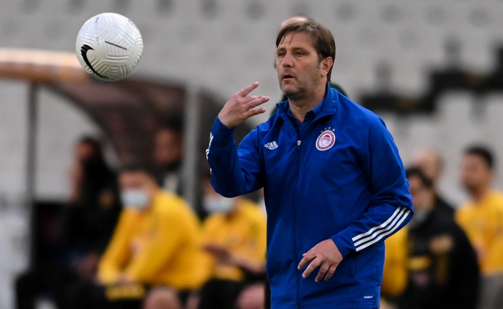 Μαρτίνς : «Τα χρήματα δεν μπορεί να είναι πιο σημαντικά από το ποδόσφαιρο»