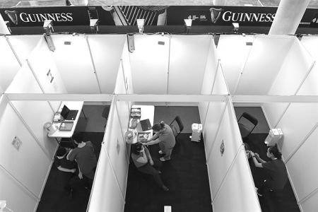 Κρίσιμα διλήμματα και πολιτικές αποφάσεις