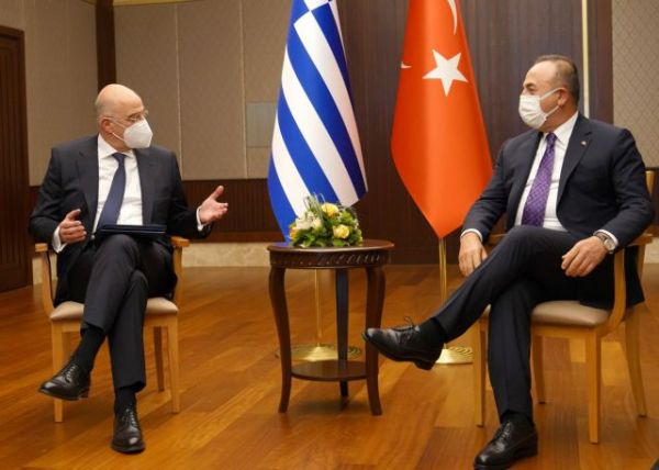 Τσαβούσογλου : Ο Δένδιας με στεναχώρησε – Τίποτα στη Μεσόγειο δεν γίνεται χωρίς την άδεια της Τουρκίας