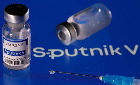 Εμβόλια : Η Γερμανία θα αγοράσει 30 εκατ. δόσεις Sputnik V