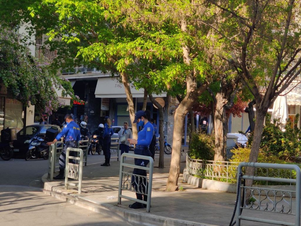 Κυψέλη: Σε αστυνομικό κλοιό για δεύτερη μέρα η πλατεία Αγίου Γεωργίου