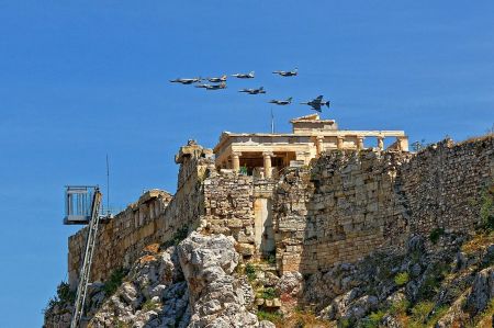 «Ηνίοχος 21»: Πάνω από 1.100 έξοδοι αεροσκαφών στην άσκηση