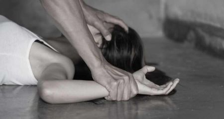 Βόλος: Απείλησε να σκοτώσει τη σύζυγο και το νεογέννητο μωρό τους