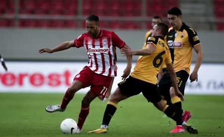 LIVE: Ολυμπιακός – ΑΕΚ