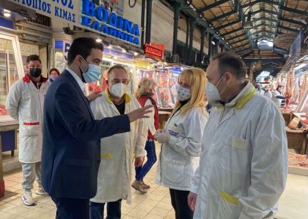 Κατρίνης : «Το πασχαλινό τραπέζι είναι δικαίωμα όλων των πολιτών»