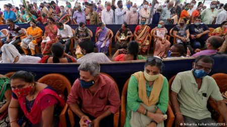 Κορωνοϊός : Πόσο επικίνδυνη είναι η ινδική μετάλλαξη;