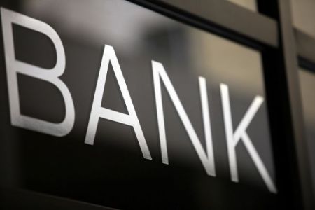 S&P: Αναβάθμισε τις ελληνικές τράπεζες