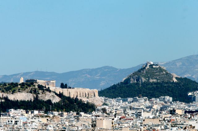 Θερμή αλλά όχι ηλιόλουστη η φετινή Λαμπρή – Τι καιρό θα κάνει έως και την Τρίτη του Πάσχα