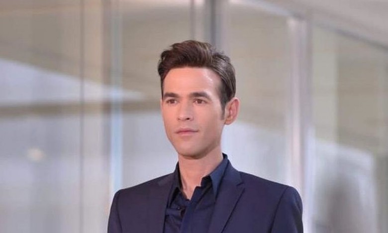 «Για όλα έφταιγε ο Φουρθιώτης» – Τα SMS και οι συνομιλίες που έκαψαν τον παρουσιαστή