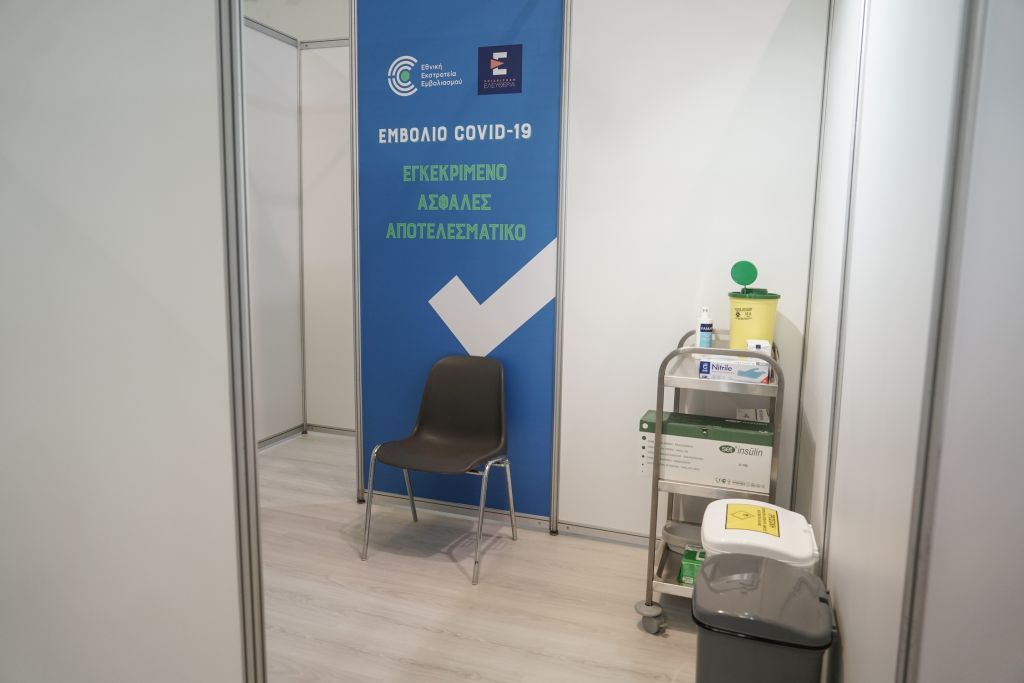 Κικίλιας: Ως τις 30 Ιουνίου θα μπορούν να εμβολιάζονται όλοι άνω των 18 ετών